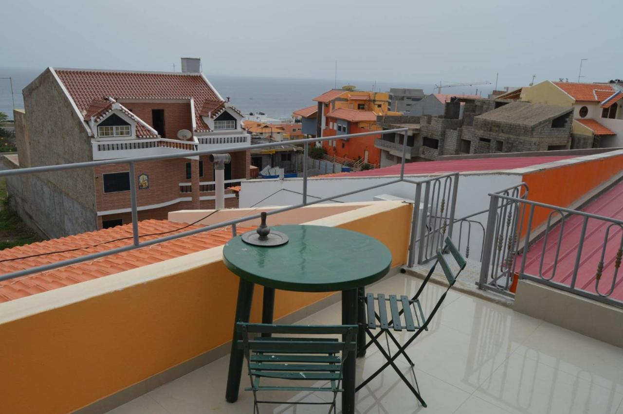 Apartamento T1 Mobiliado Com Wi-Fi Praia Kültér fotó
