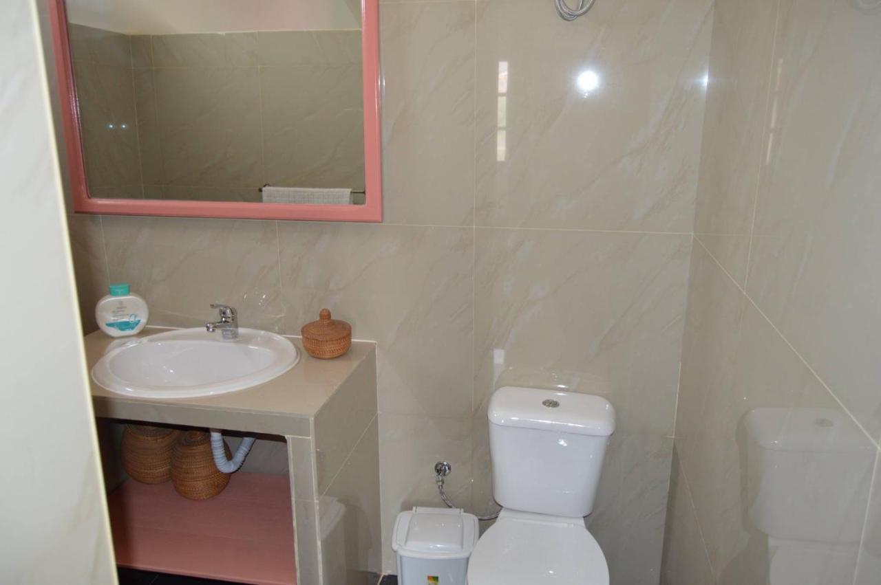 Apartamento T1 Mobiliado Com Wi-Fi Praia Kültér fotó